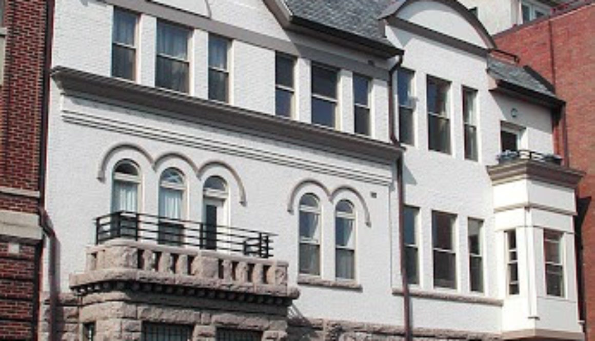 ChapinExterior